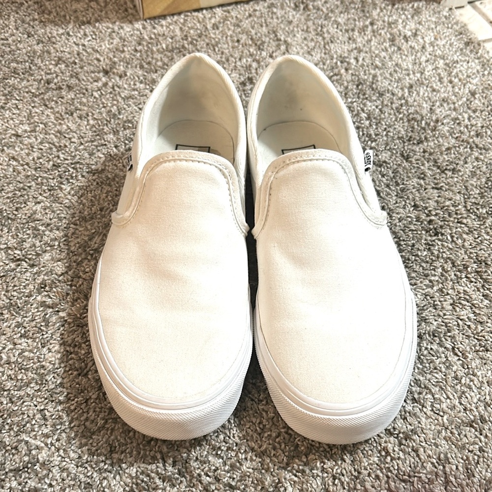 Vans Asher White Slip-On Sneakers